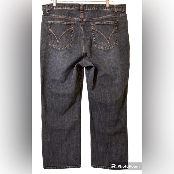 Venezia Jeans - Wide Leg - 20 Petite - Dark Denim - Venezia - Picture 2 of 10
